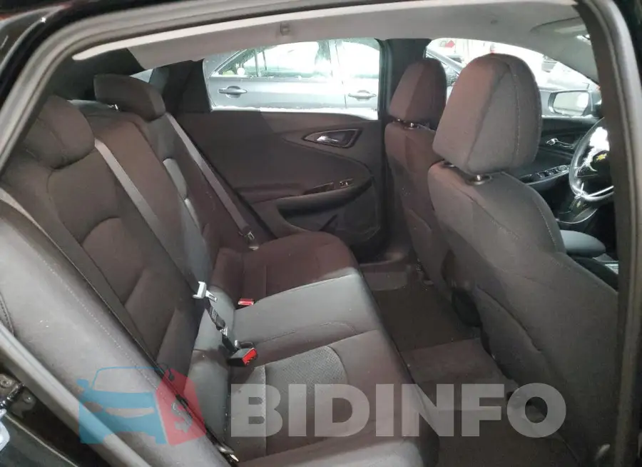 1G1ZB5ST6NF188445 Photo# 10