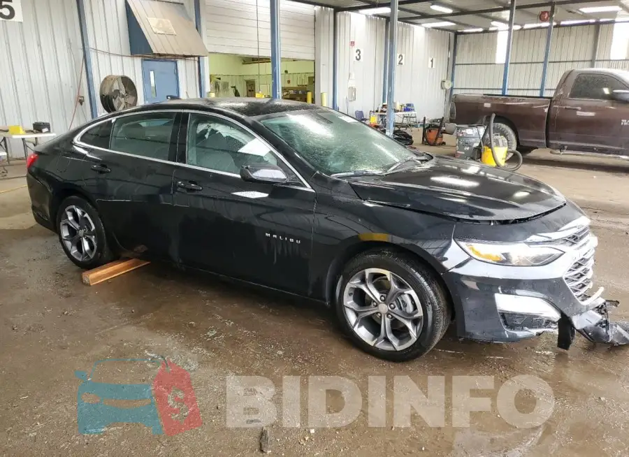 1G1ZD5ST4RF232457 Photo# 4