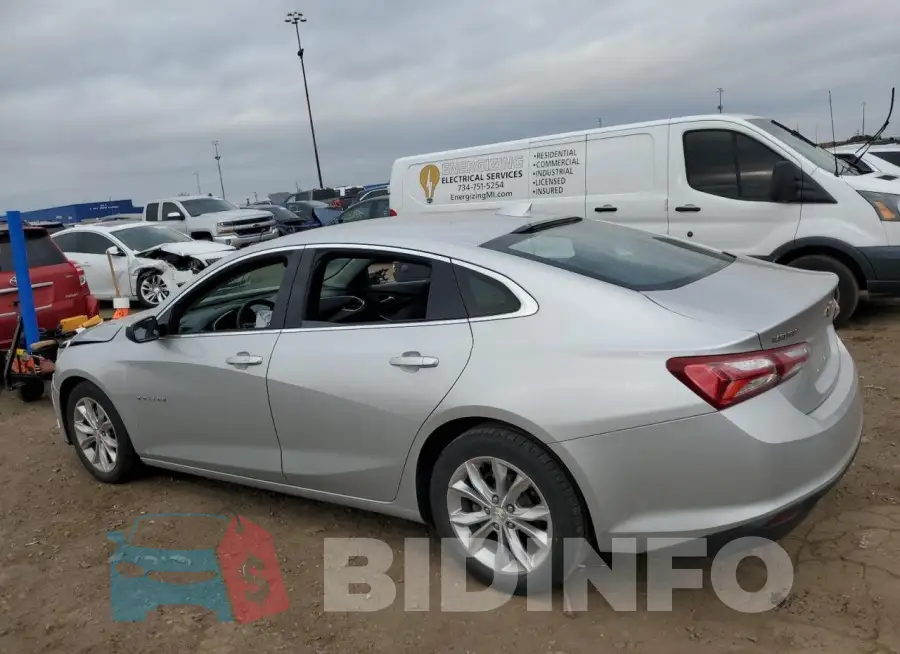 1G1ZD5ST8LF069867 Photo# 2