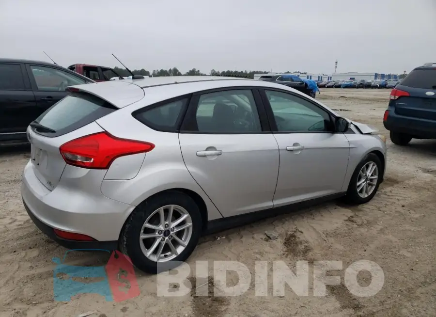 1FADP3K22GL310873 Photo# 3