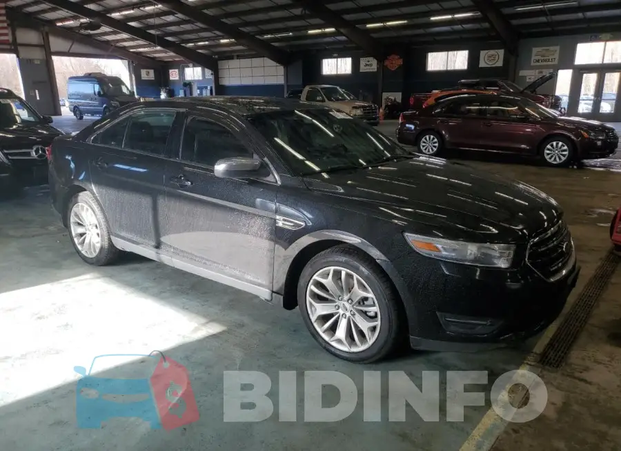 1FAHP2F88FG108623 Photo# 4