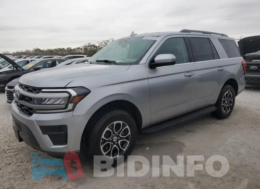 1FMJU1J86REA41568 Photo# 1