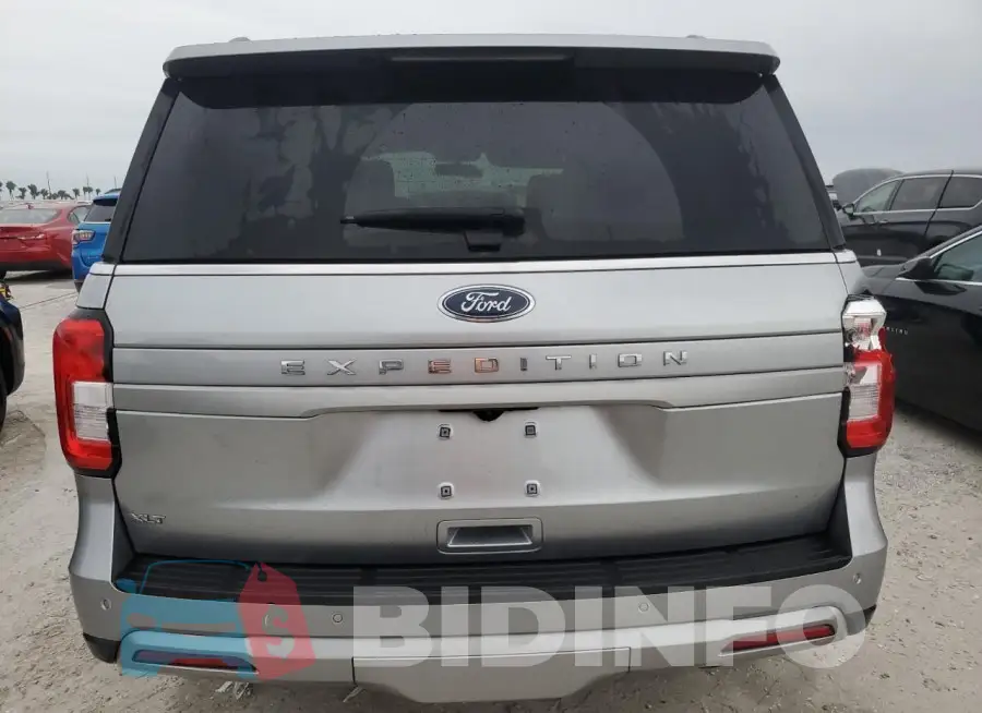 1FMJU1J86REA41568 Photo# 6