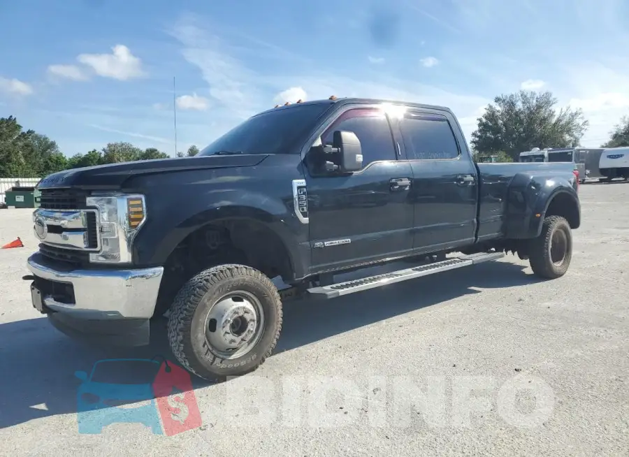 1FT8W3DT5JEC43489 Photo# 1