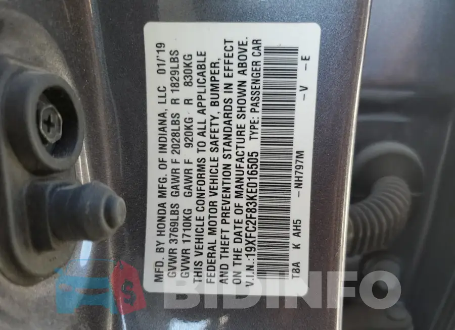 19XFC2F83KE016505 Photo# 12