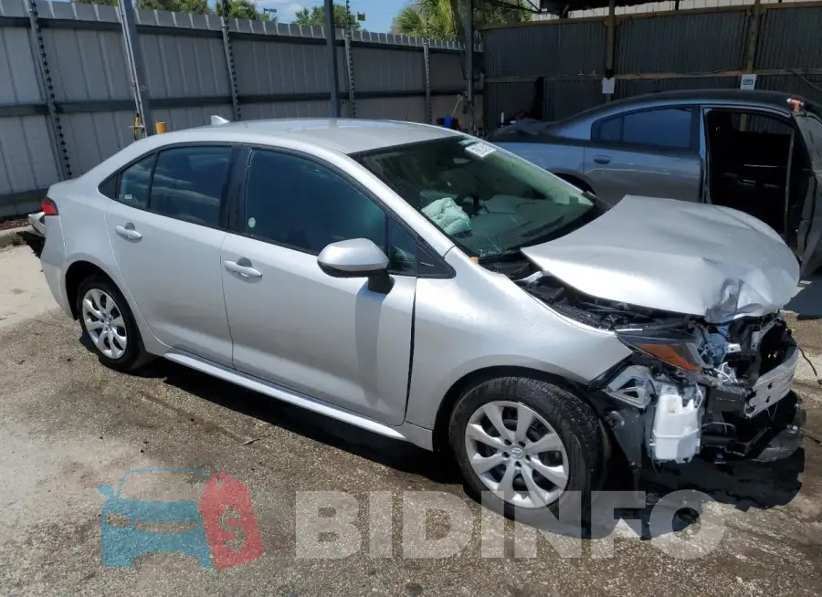 5YFB4MDE8RP140794 Photo# 4