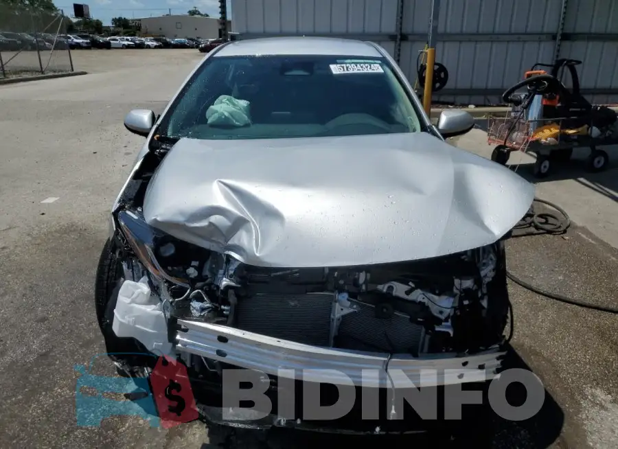 5YFB4MDE8RP140794 Photo# 5