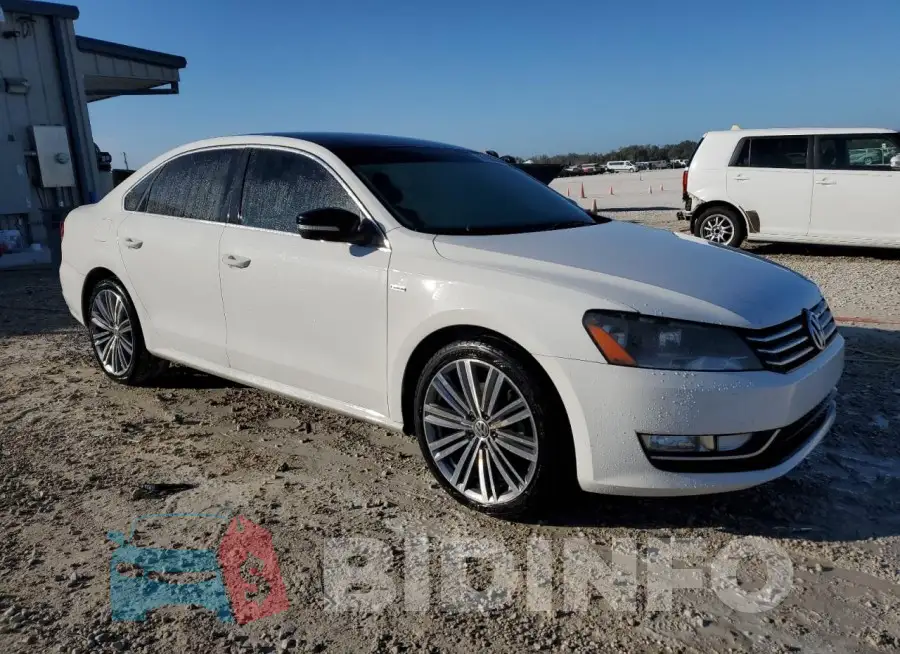 1VWBT7A38FC013505 Photo# 4