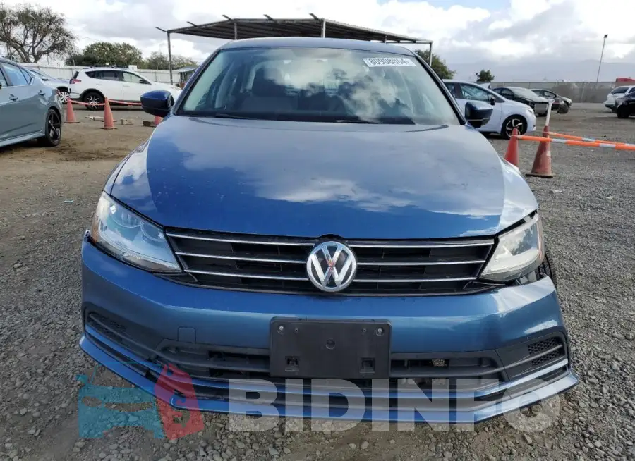 3VW2B7AJ2HM386994 Photo# 5