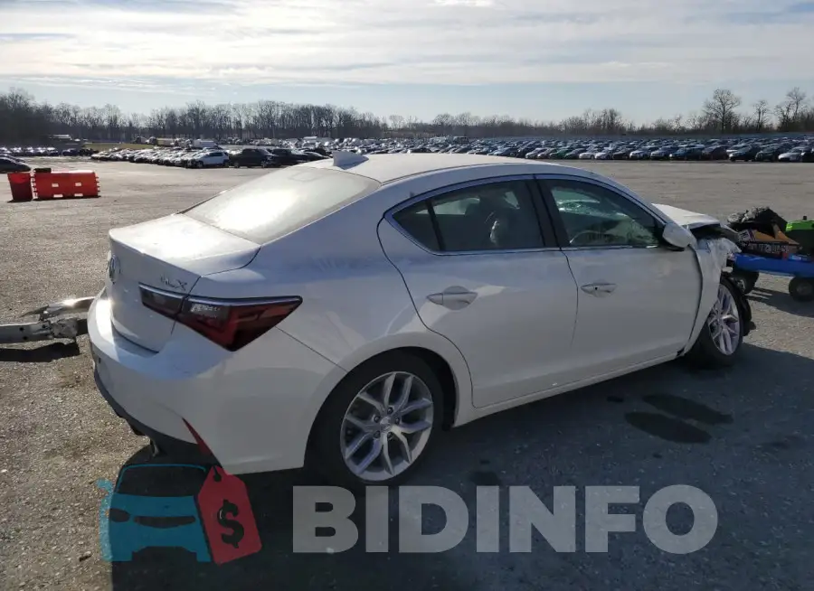 19UDE2F34MA001413 Photo# 3