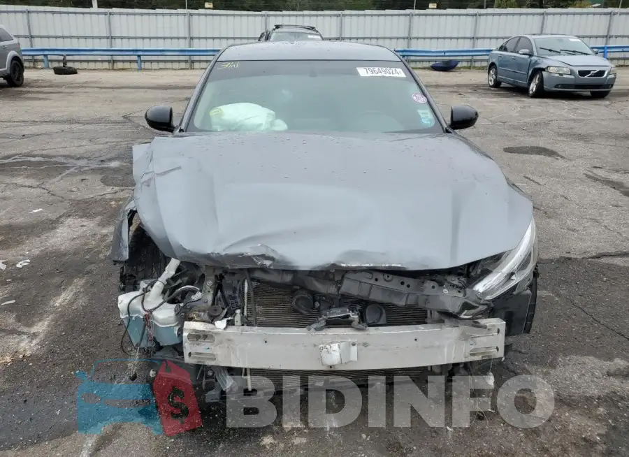 1N4BL4CV4KC174546 Photo# 5