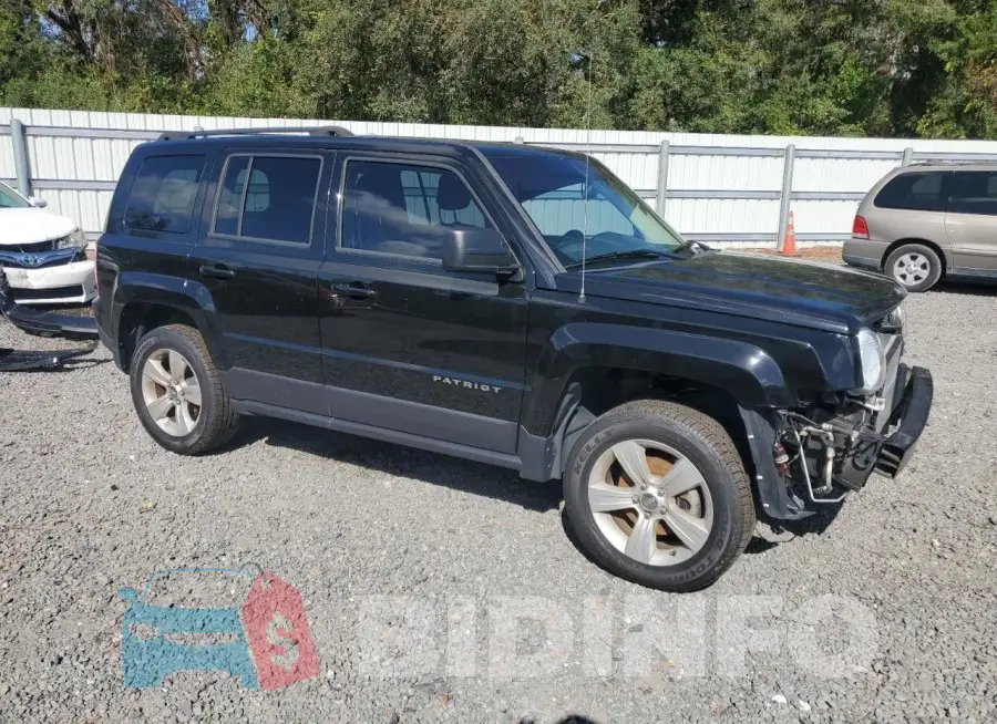 1C4NJRFBXHD181774 Photo# 4
