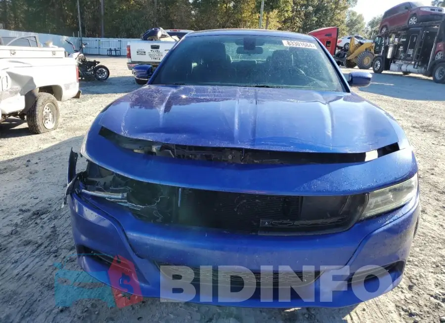 2C3CDXBG5KH724922 Photo# 5