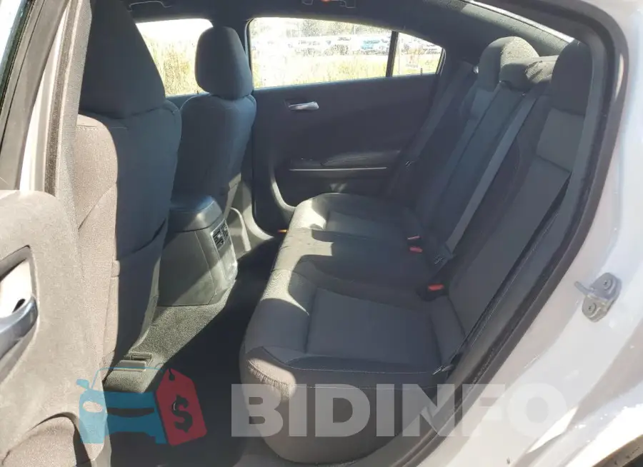 2C3CDXBG6NH208024 Photo# 10