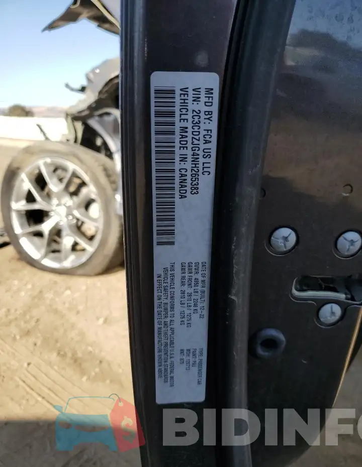 2C3CDZJG4NH265383 Photo# 13