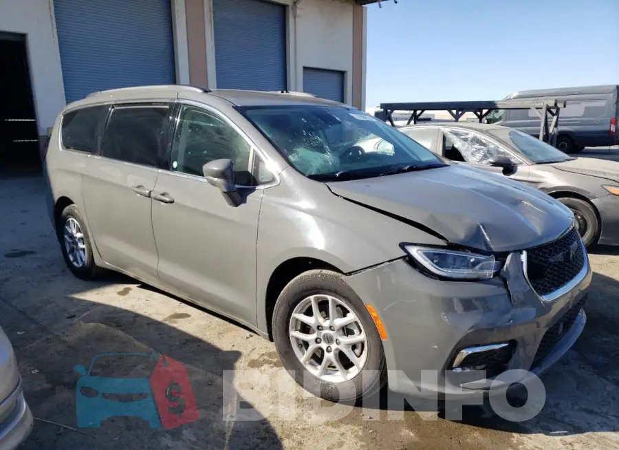 2C4RC1BG4NR152679 Photo# 4