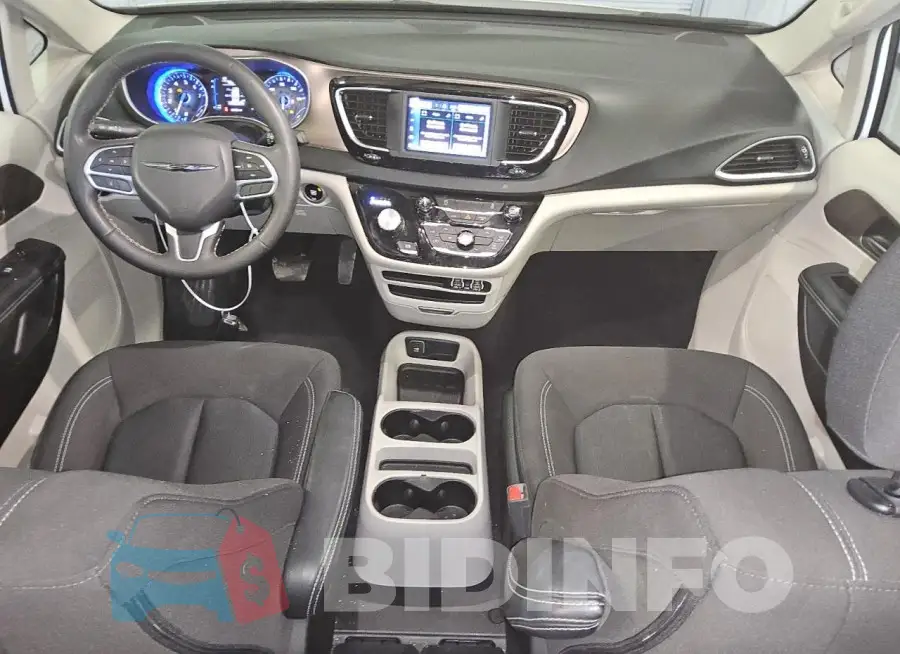 2C4RC1CG2PR524862 Photo# 8