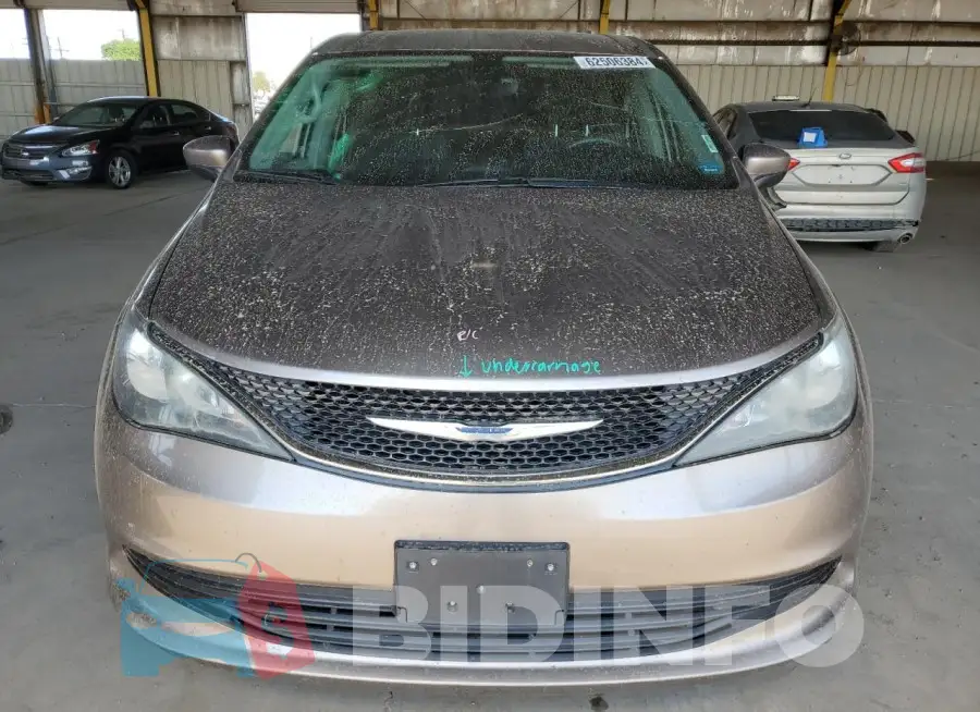 2C4RC1CGXHR537618 Photo# 5