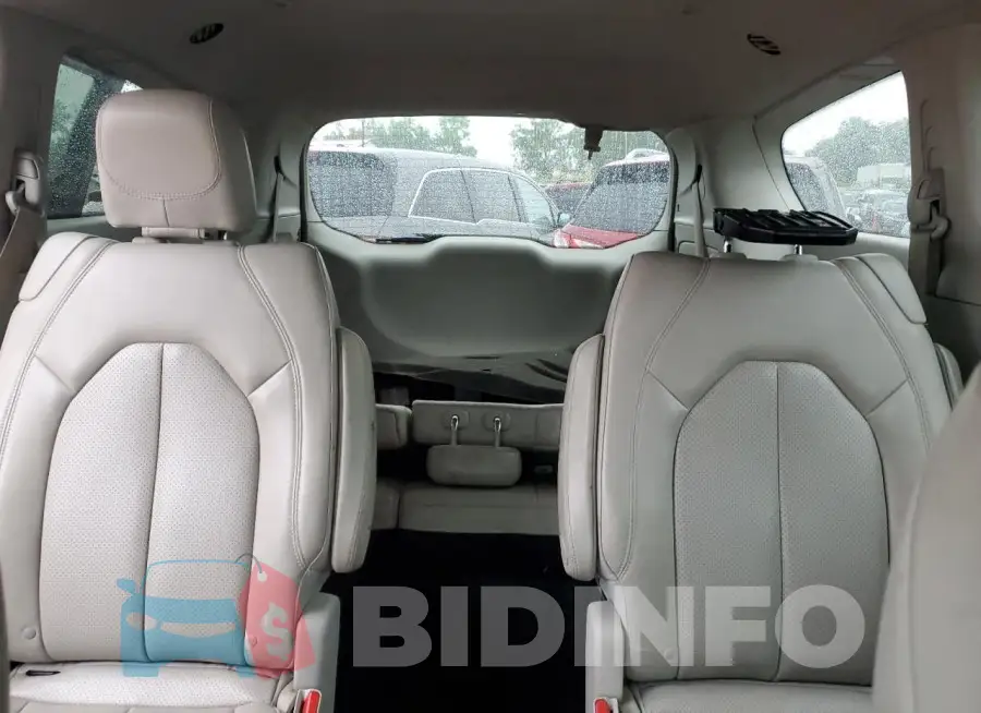 2C4RC1DG3MR538828 Photo# 10