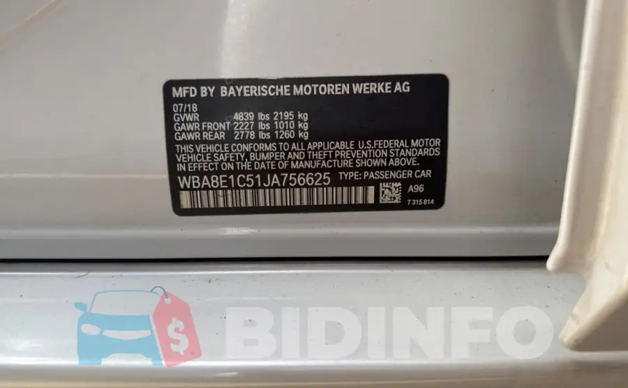 WBA8E1C51JA756625 Photo# 10