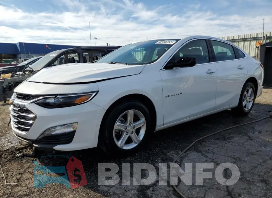 1G1ZD5ST4RF110598 Photo# 1