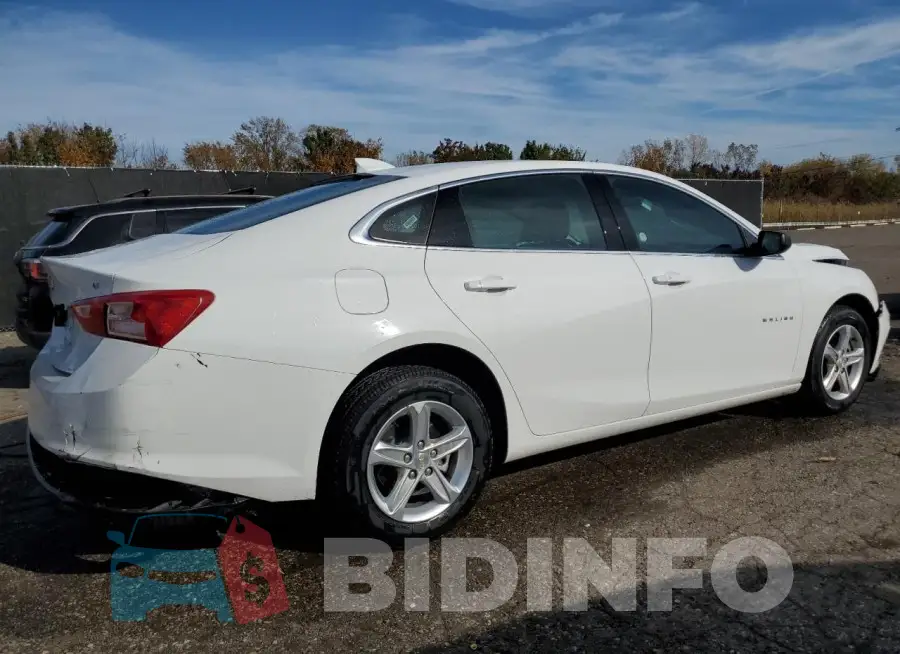 1G1ZD5ST4RF110598 Photo# 3