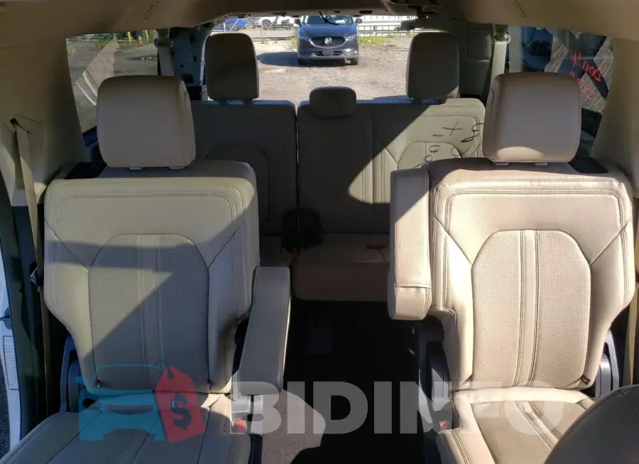 1FMJK2A85PEA41022 Photo# 10