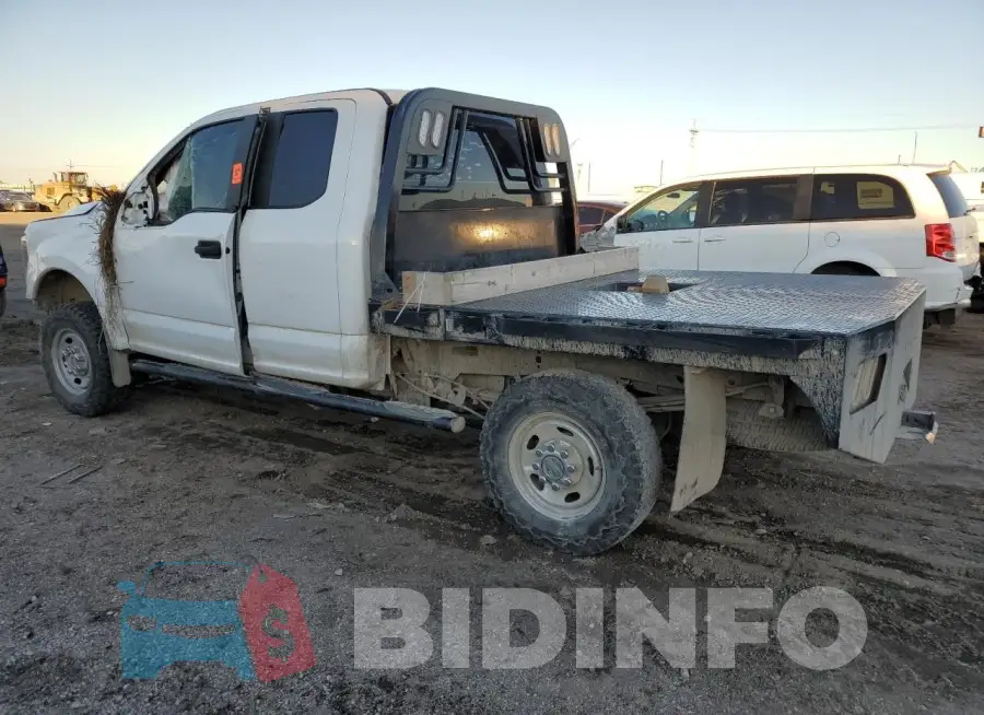 1FT7X2B62KEF52872 Photo# 2