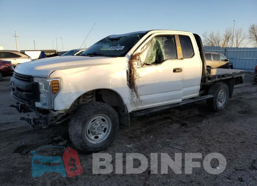 1FT7X2B62KEF52872 Photo# 1