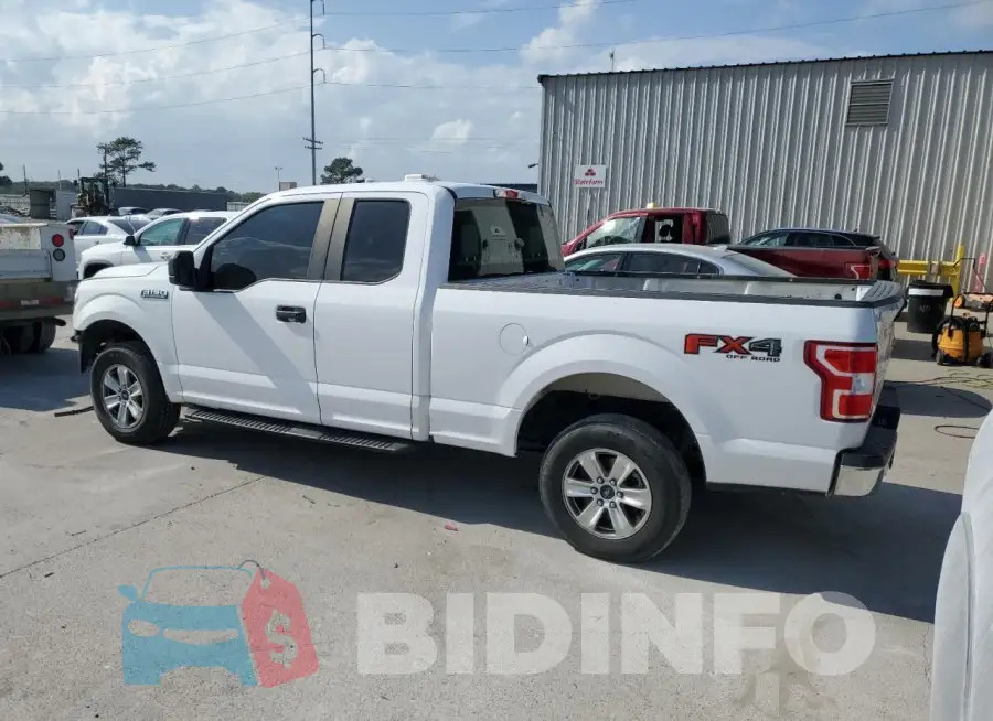 1FTFX1E52JKD02833 Photo# 2
