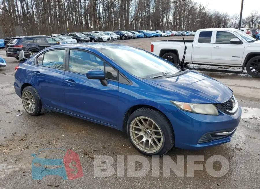19XFB2F52FE024612 Photo# 4