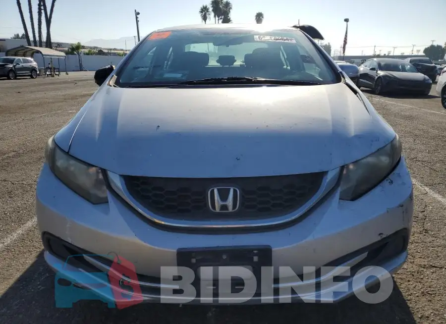 19XFB2F79FE241835 Photo# 5