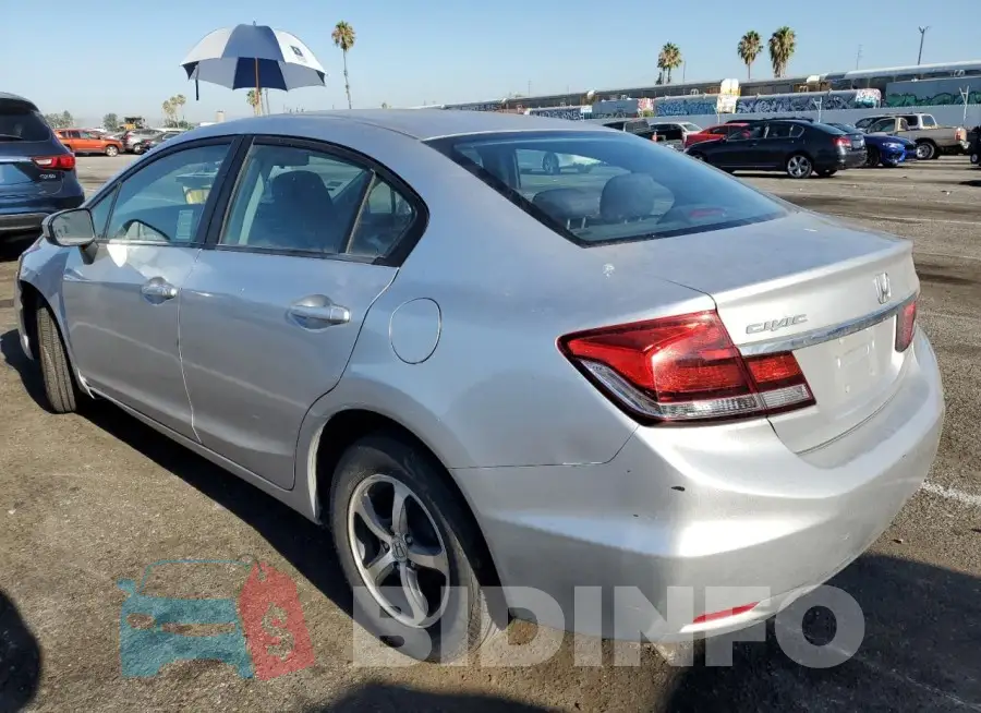 19XFB2F79FE241835 Photo# 2