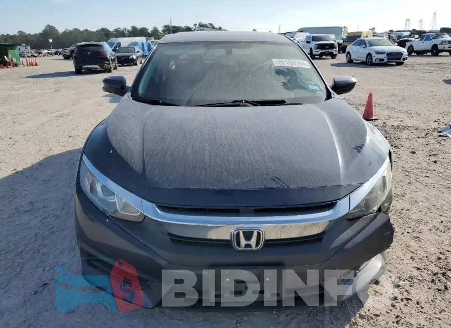 19XFC2F71HE073172 Photo# 5