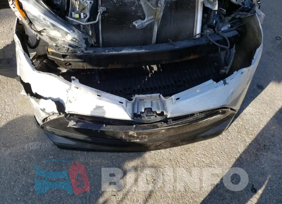 2T1BURHE2JC032019 Photo# 12