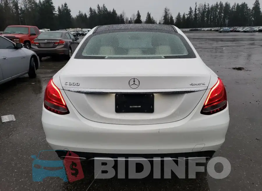 55SWF4KB4HU221563 Photo# 6