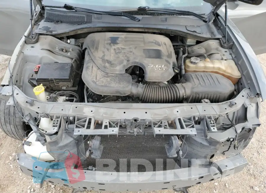 2C3CDXBG9KH675644 Photo# 11