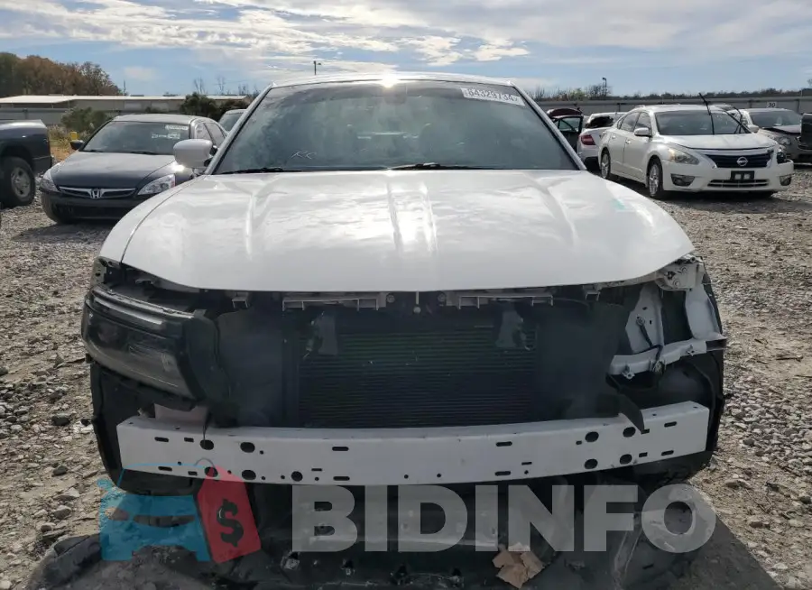 2C3CDXBGXKH657461 Photo# 5