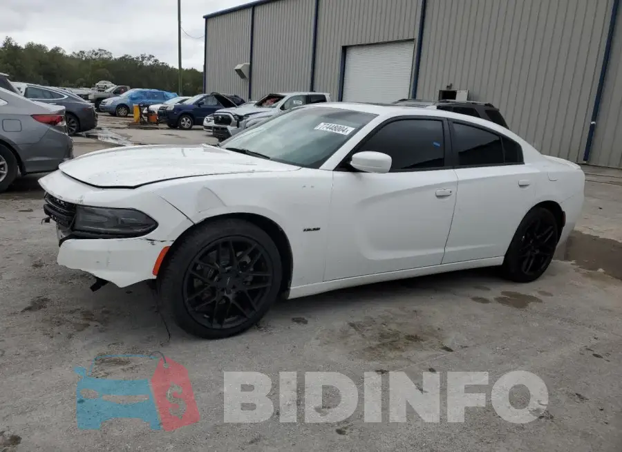 2C3CDXCT1GH292932 Photo# 1