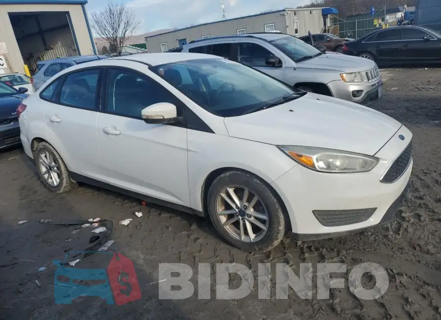1FADP3F20GL335927 Photo# 4