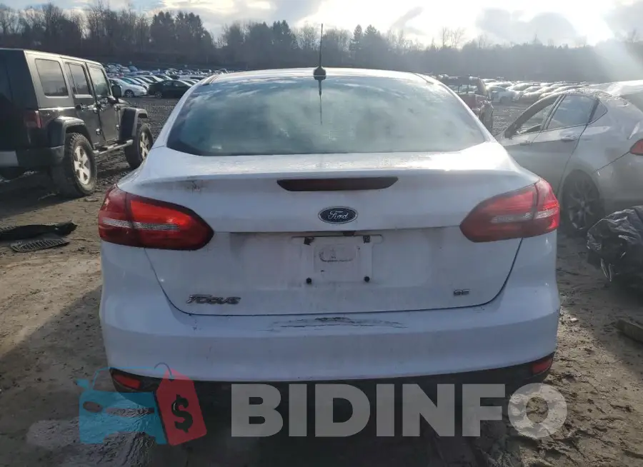 1FADP3F20GL335927 Photo# 6