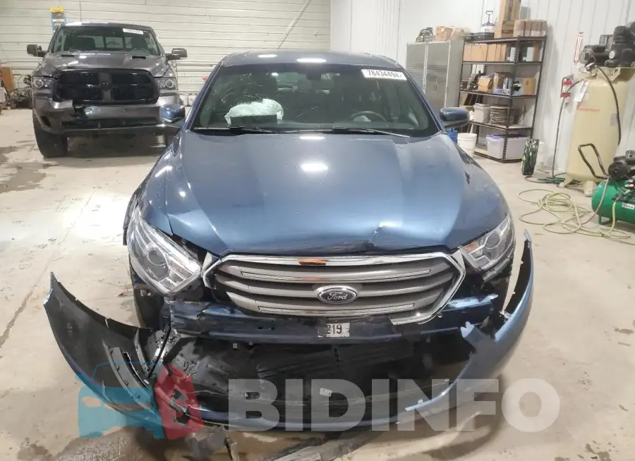 1FAHP2E88JG114111 Photo# 5