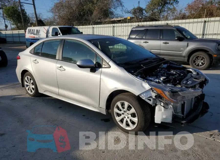 5YFB4MDE8RP197819 Photo# 4