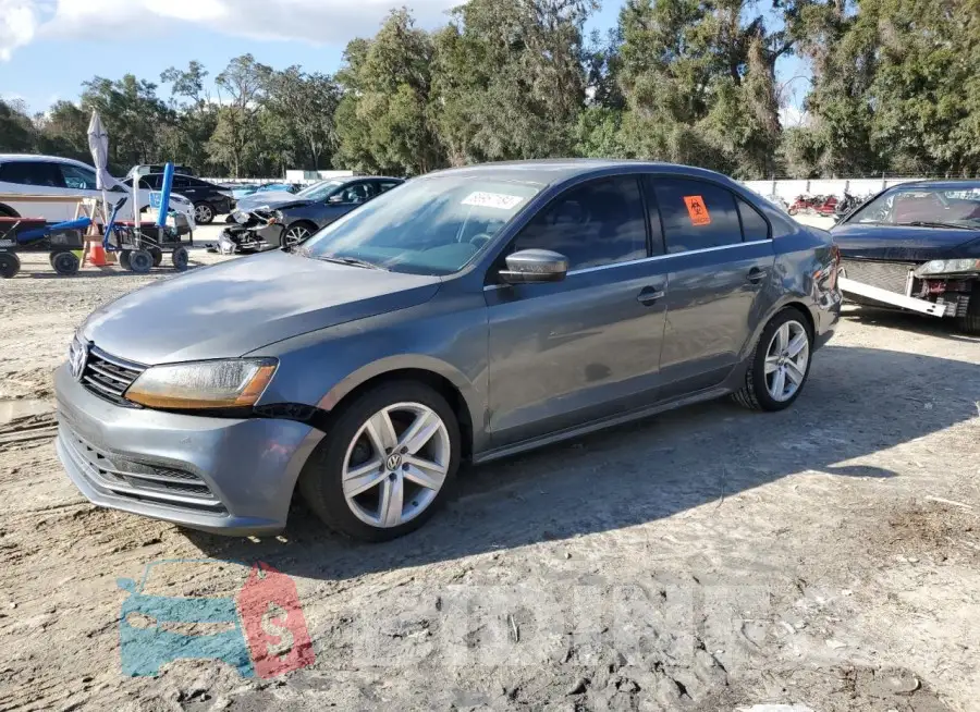 3VW167AJ1HM271593 Photo# 1