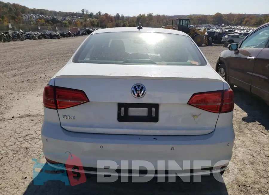 3VW4T7AJ2HM352267 Photo# 6