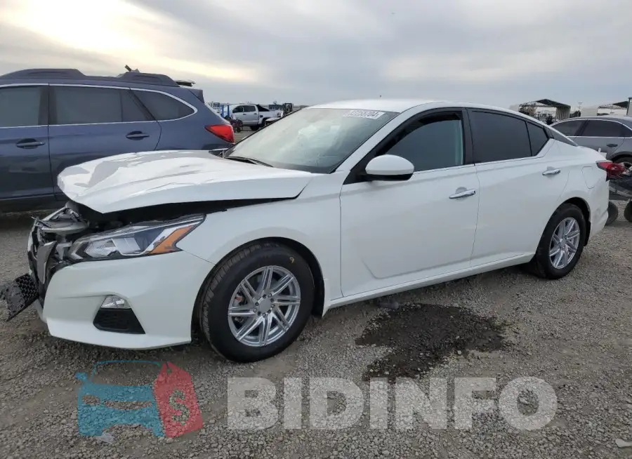 1N4BL4BV1MN420543 Photo# 1