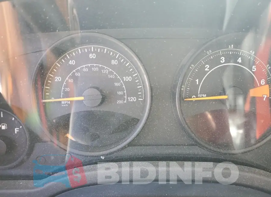 1C4NJRFB3GD671679 Photo# 9