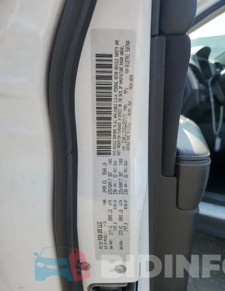 1C4PJLCS3GW257171 Photo# 13