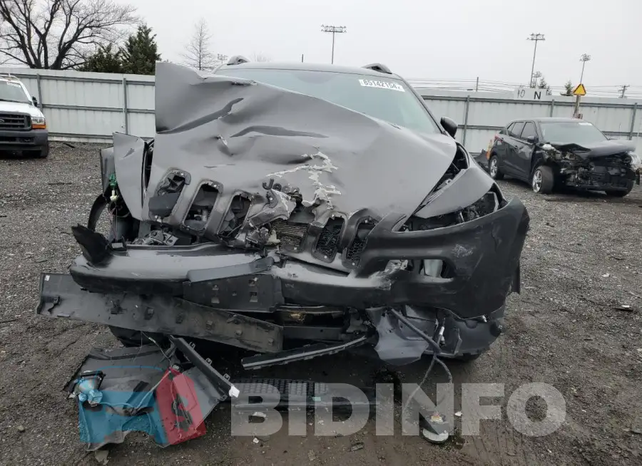 1C4PJMCX4JD575983 Photo# 5