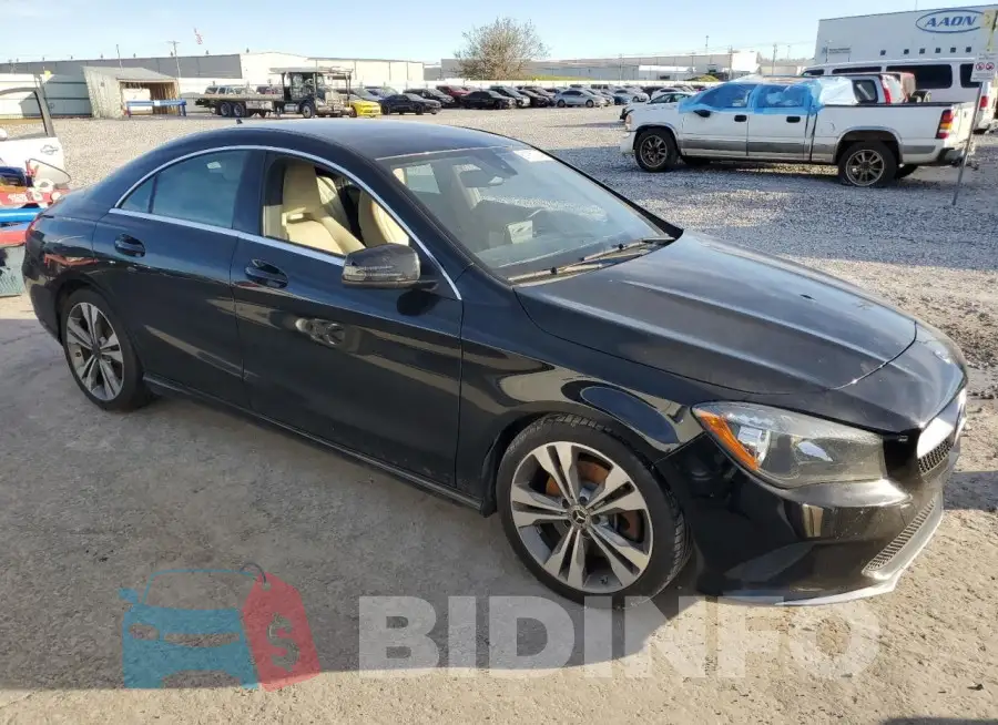 WDDSJ4EB8JN526247 Photo# 4